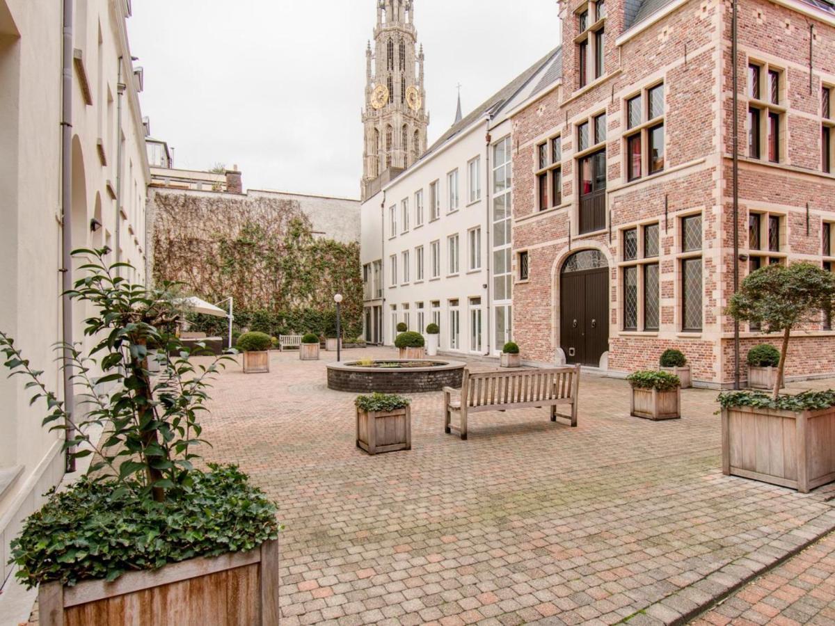 The Capital Street Lodge Antwerp Exterior photo